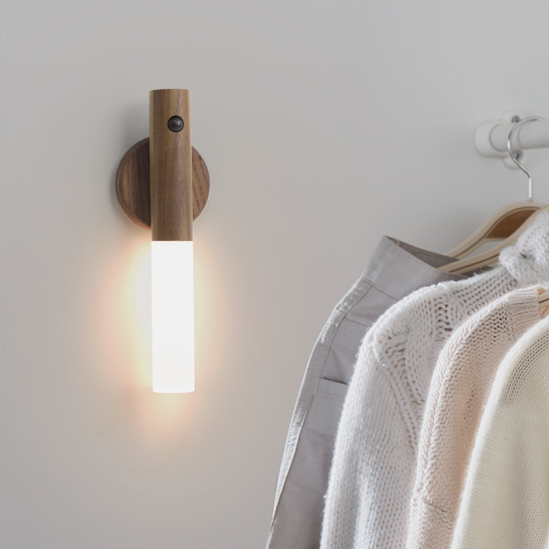 Cordless LED Torch Style Lamp